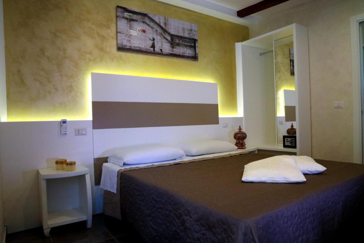 Afrodite Accomodation Tropea Exterior foto