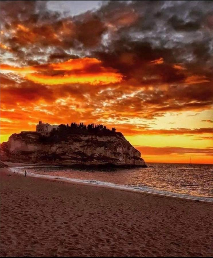 Afrodite Accomodation Tropea Exterior foto