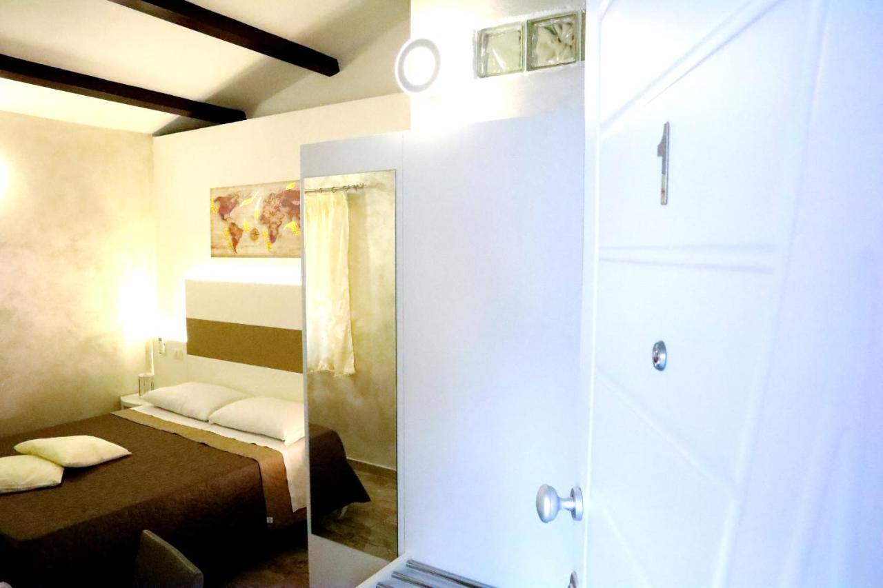 Afrodite Accomodation Tropea Exterior foto